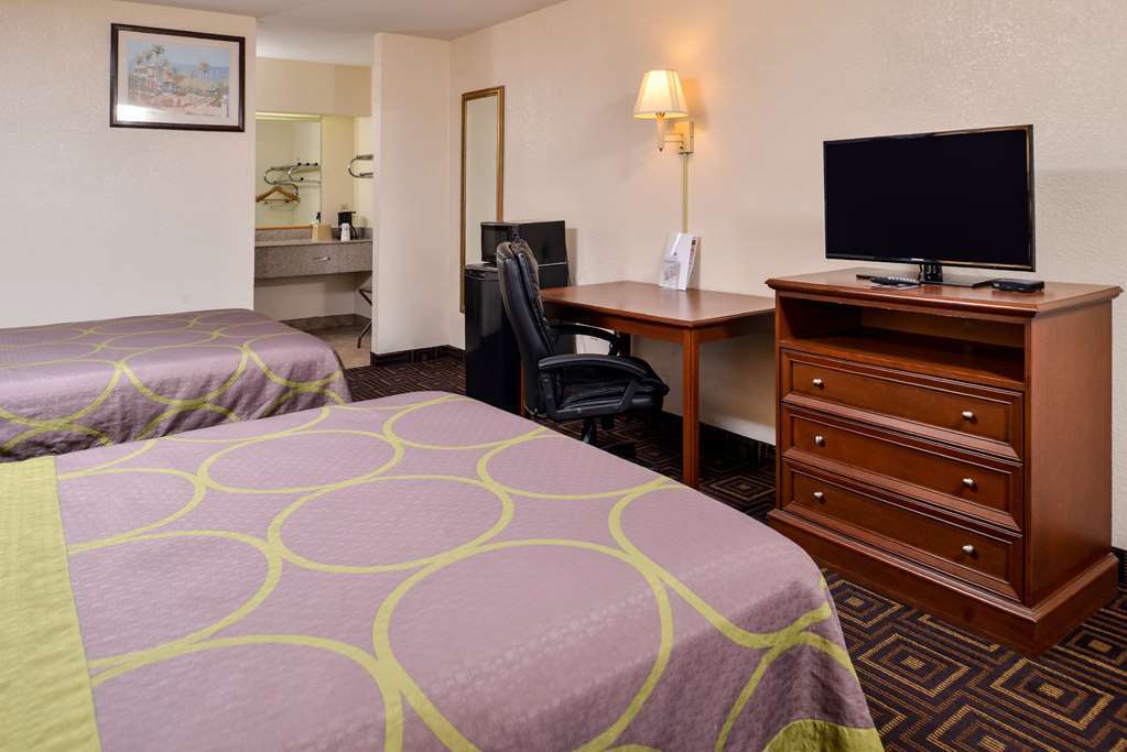 Super 8 By Wyndham Seguin Hotel Værelse billede